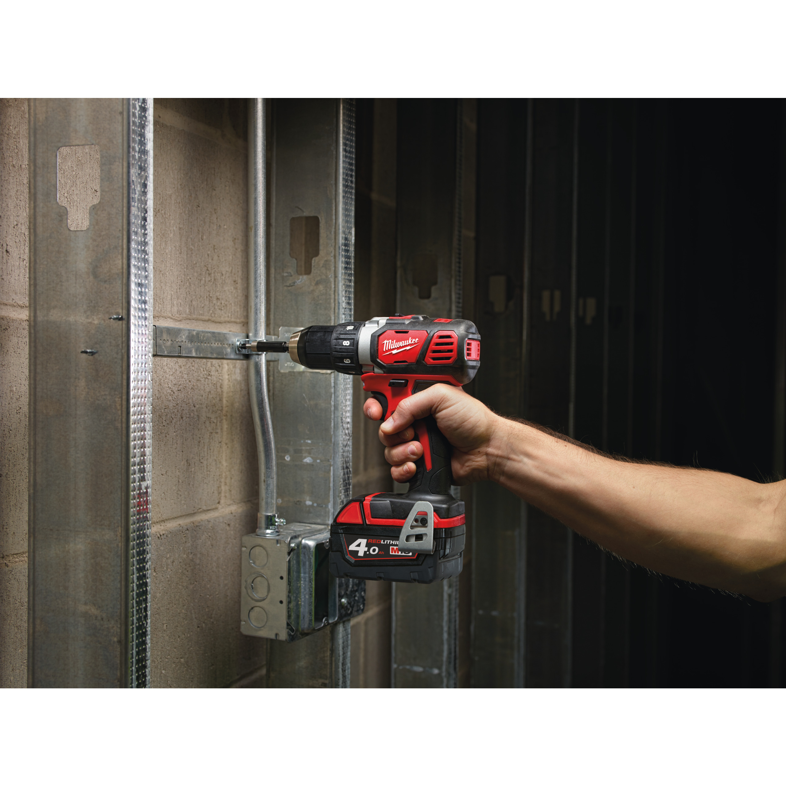 milwaukee Akkuporakone milwaukee m18 bdd-0