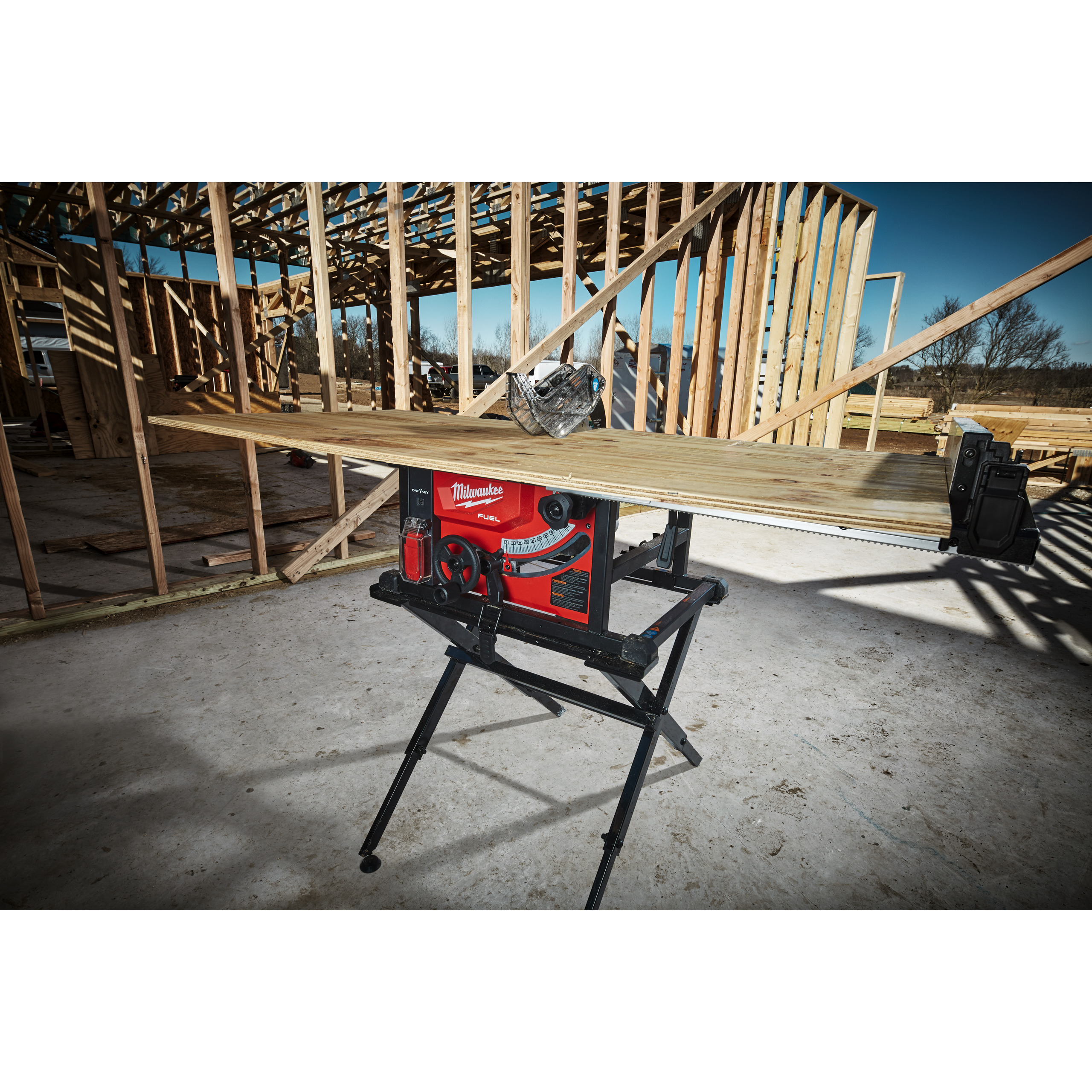 milwaukee Akkupöytäsaha milwaukee m18 fts210-0