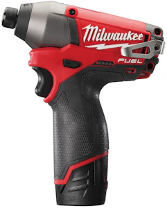 milwaukee Akkuiskuruuvinväännin milw m12cid-202c