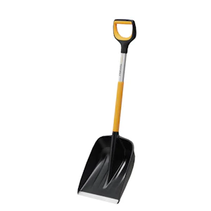 fiskars Bilsnöskyffel x-series