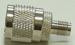 ADAPTERI-FINNSAT TNC-UROS/SMA-NAARAS 50OHM