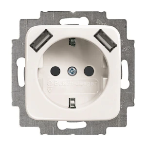 abb Pistorasia + usb jussi 1s/16a/ip21 ukj 0x 2usb